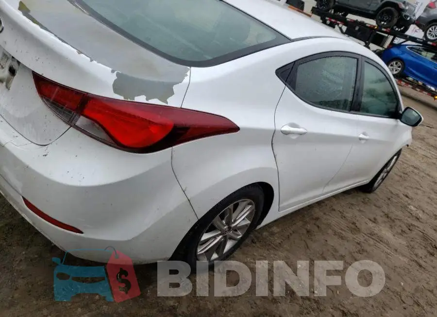 5NPDH4AE2GH772248 Photo# 3
