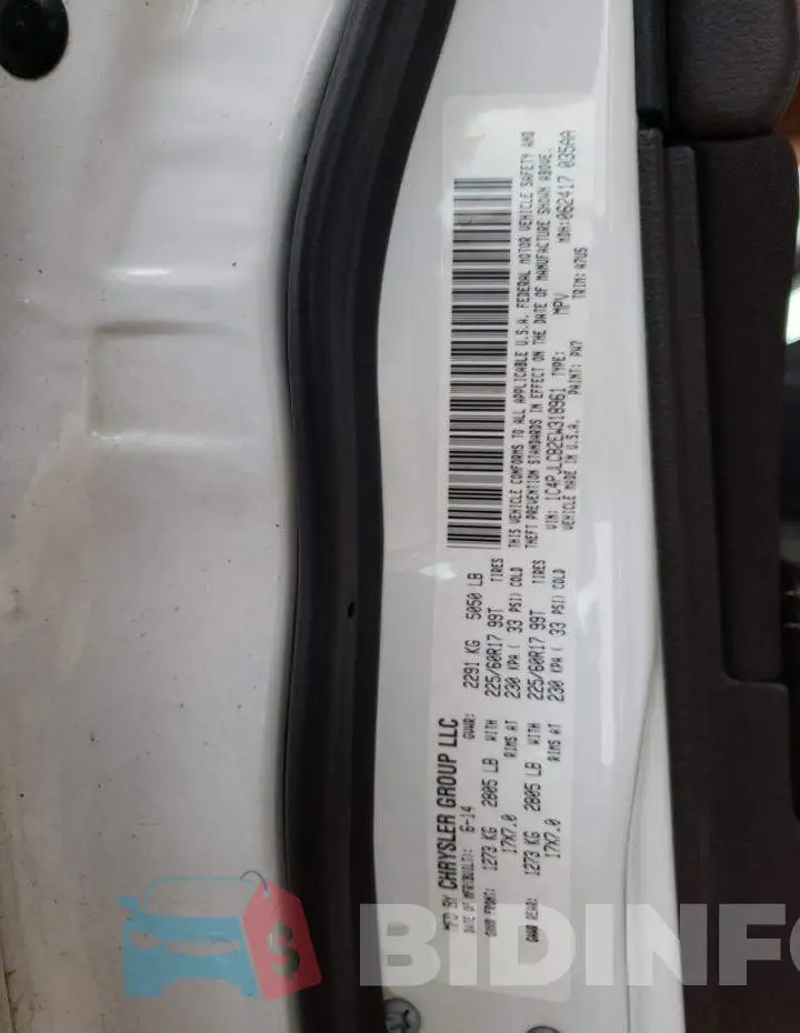 1C4PJLCB2EW318961 Photo# 13
