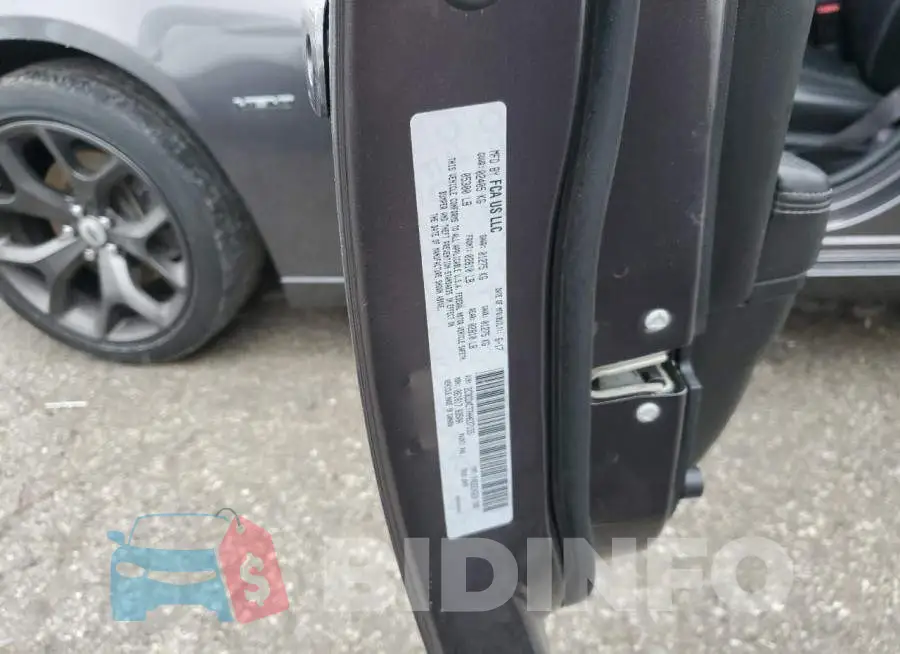 2C3CDXCT7HH637155 Photo# 12