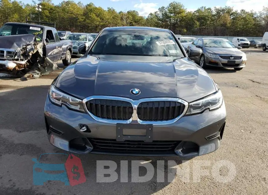 3MW5R7J08M8B98855 Photo# 5