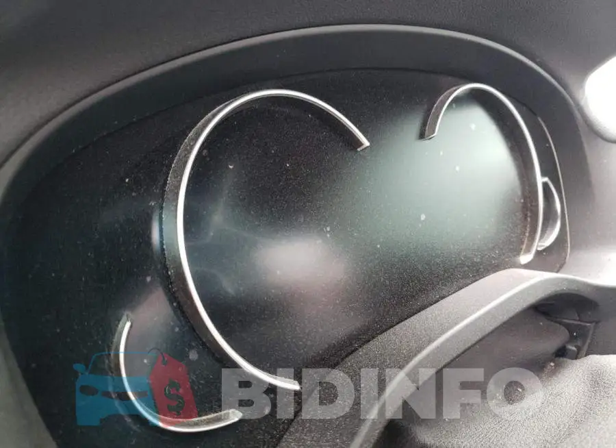 5YMTS0C04L9B85649 Photo# 9