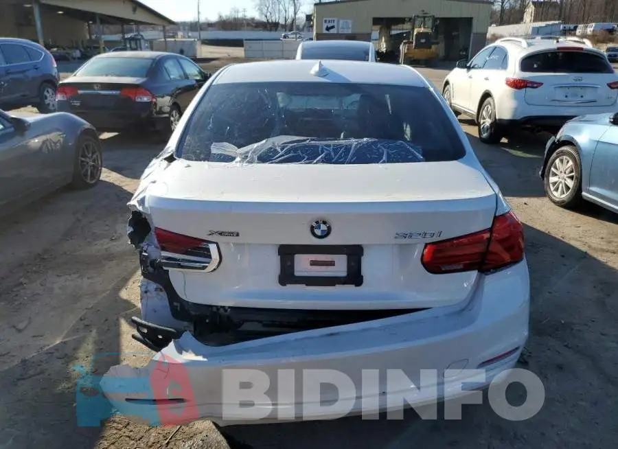 WBA8E5G58JNU45803 Photo# 6
