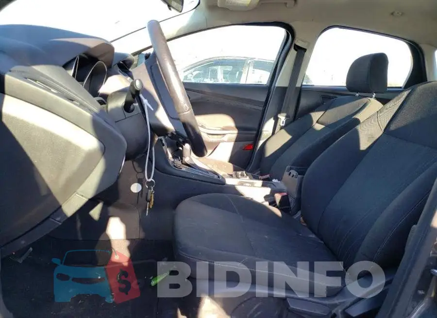 1FADP3K27FL209004 Photo# 7