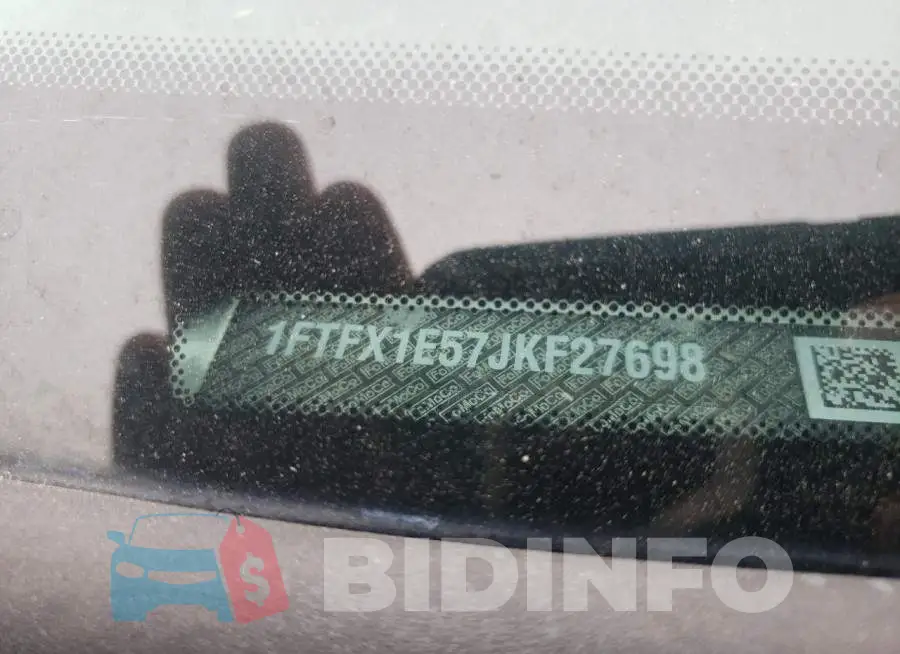 1FTFX1E57JKF27698 Photo# 12