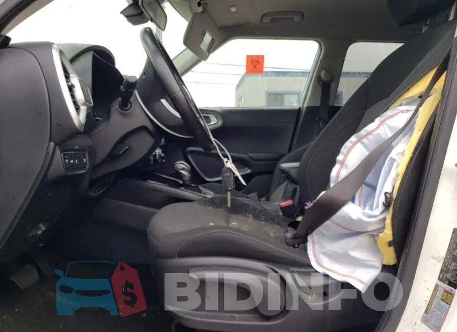 KNDJ63AUXL7701663 Photo# 7