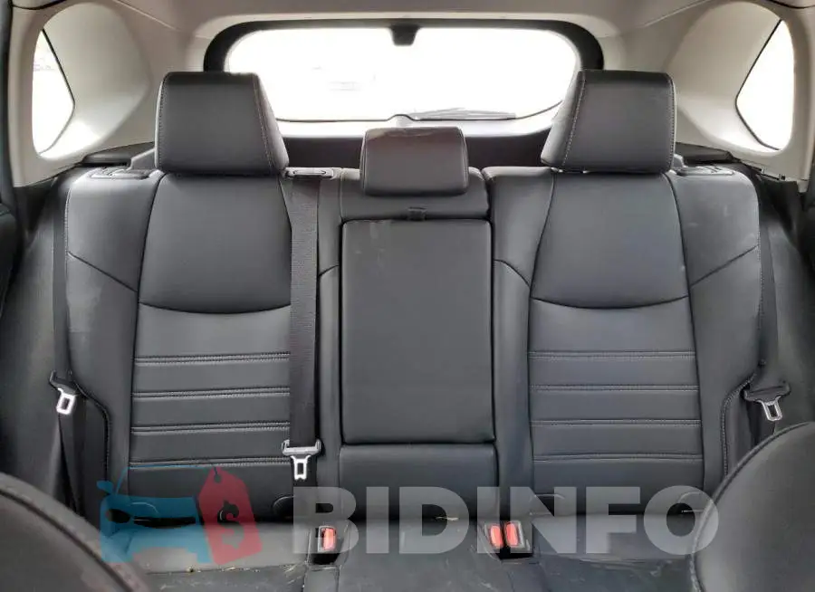 2T3C1RFV6MC109891 Photo# 10