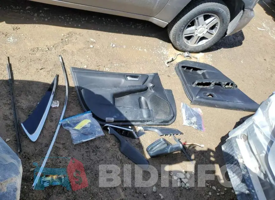 4T4BF1FK3GR569709 Photo# 12