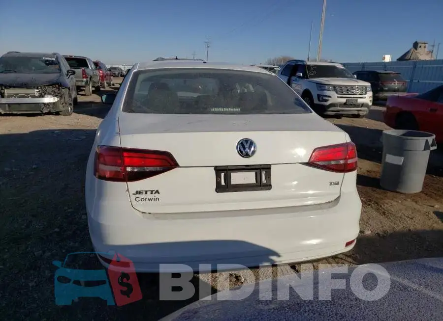 3VW167AJ6HM333232 Photo# 6