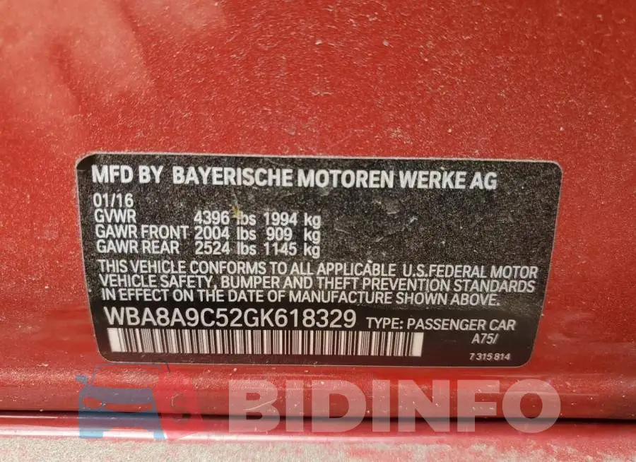 WBA8A9C52GK618329 Photo# 12
