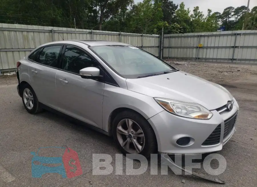 1FADP3F27EL402665 Photo# 4