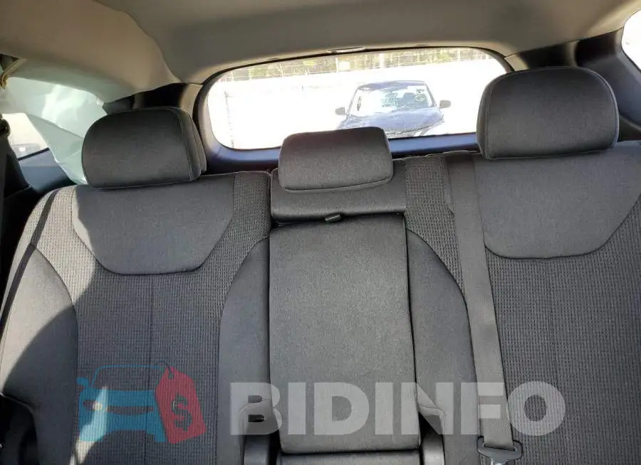 5NMS33AD2KH122543 Photo# 10