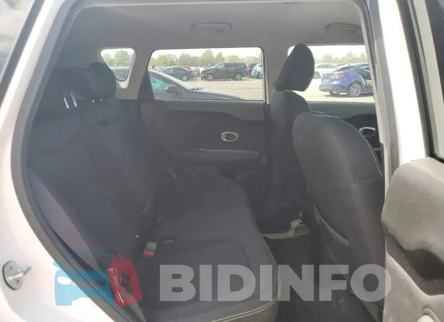 KNDJP3A56F7115097 Photo# 10