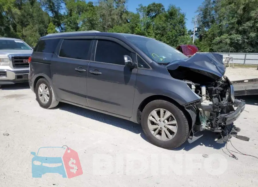 KNDMB5C10F6067295 Photo# 4
