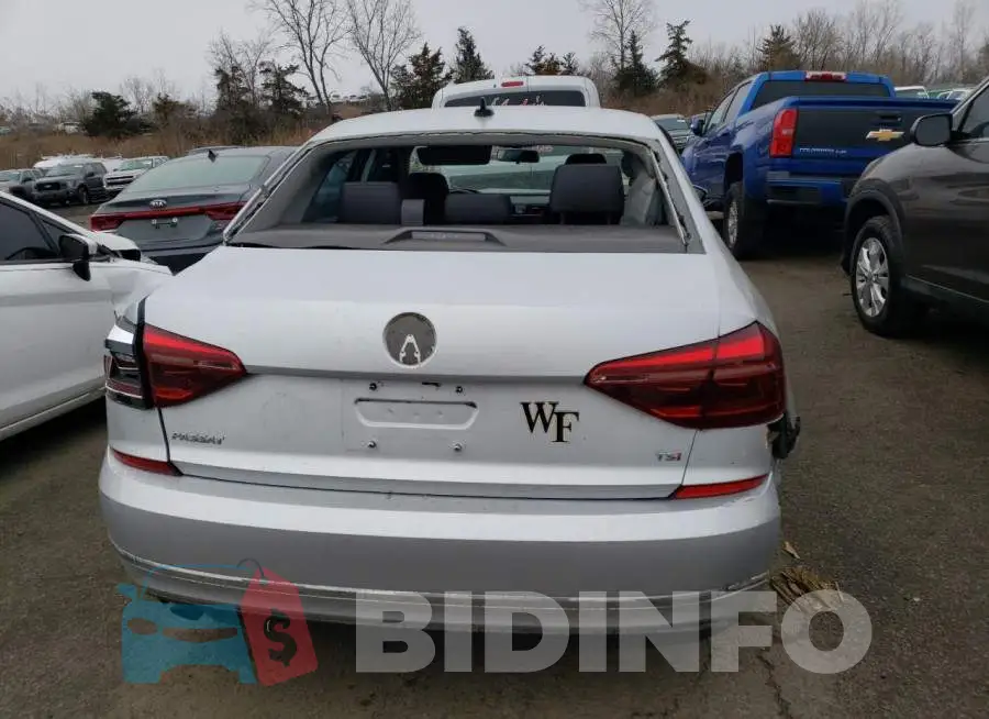 1VWLA7A3XKC012442 Photo# 6