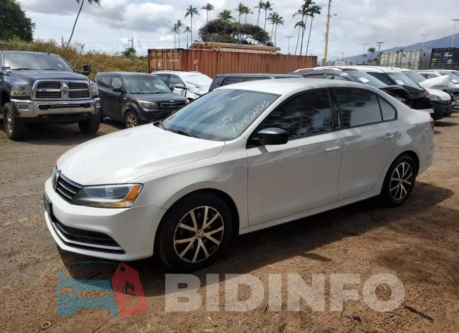 3VWD67AJ7GM382581 Photo# 1