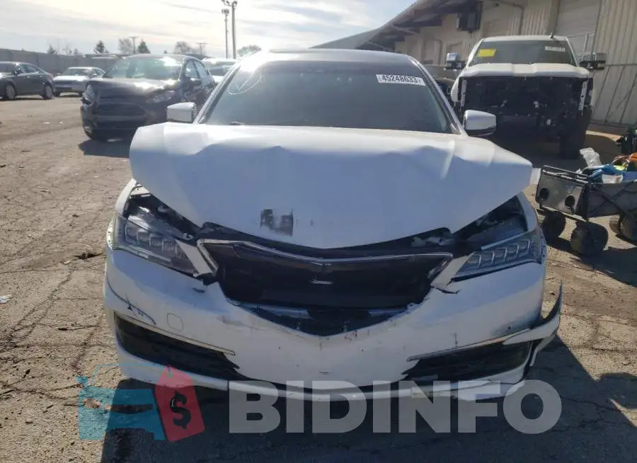 19UUB2F57FA016193 Photo# 5