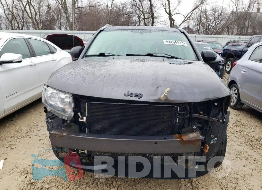 1C4NJDBBXFD245334 Photo# 5