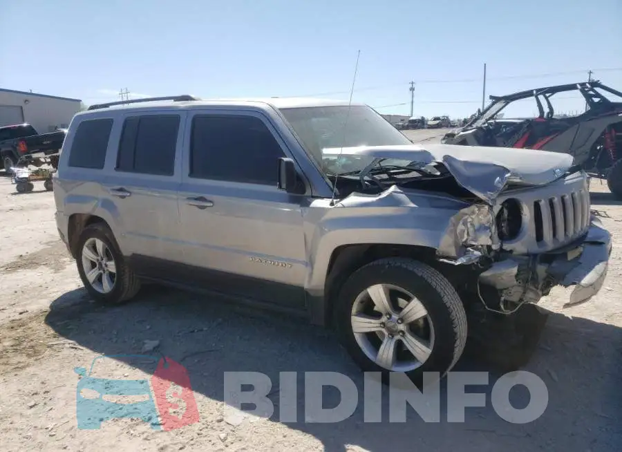 1C4NJPFB0FD295915 Photo# 4