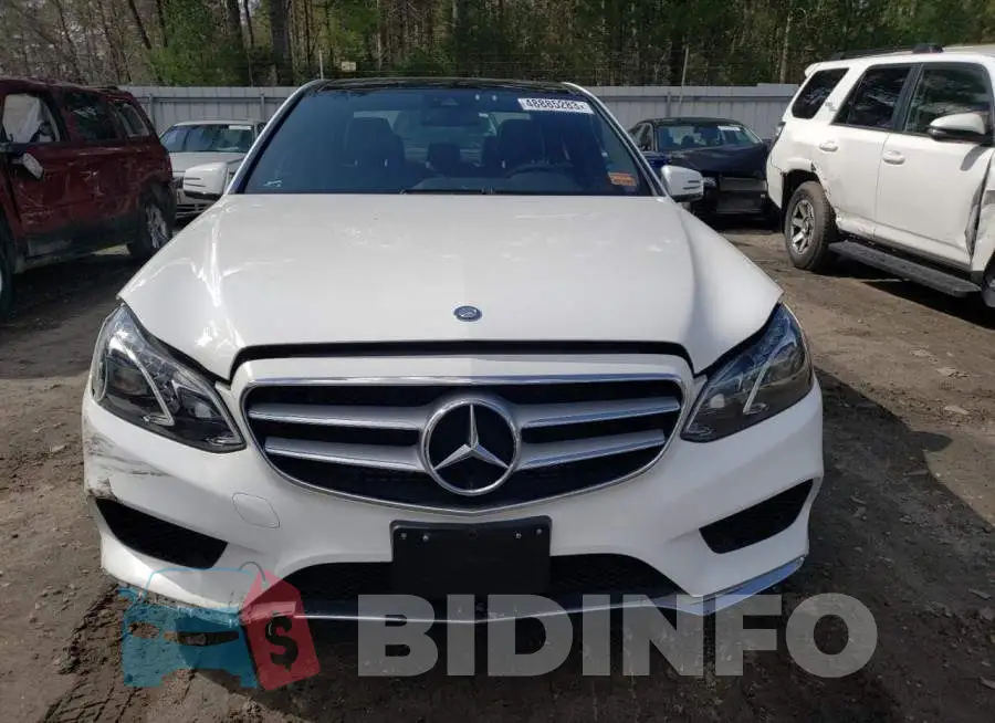 WDDHF8JB2EA848663 Photo# 5
