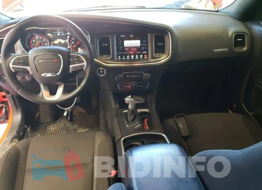 2C3CDXHG8GH166773 Photo# 8