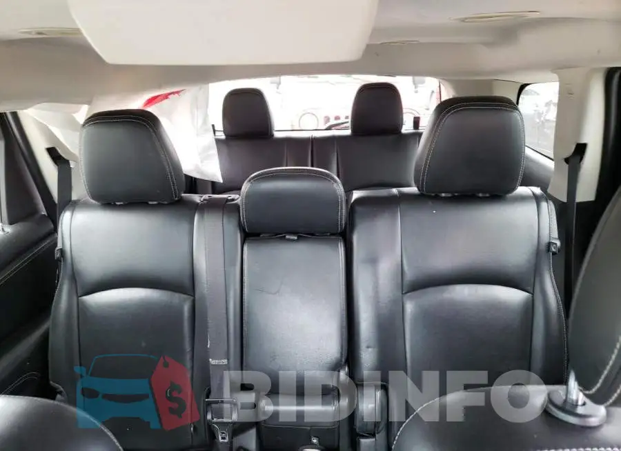 3C4PDCGGXGT108212 Photo# 10