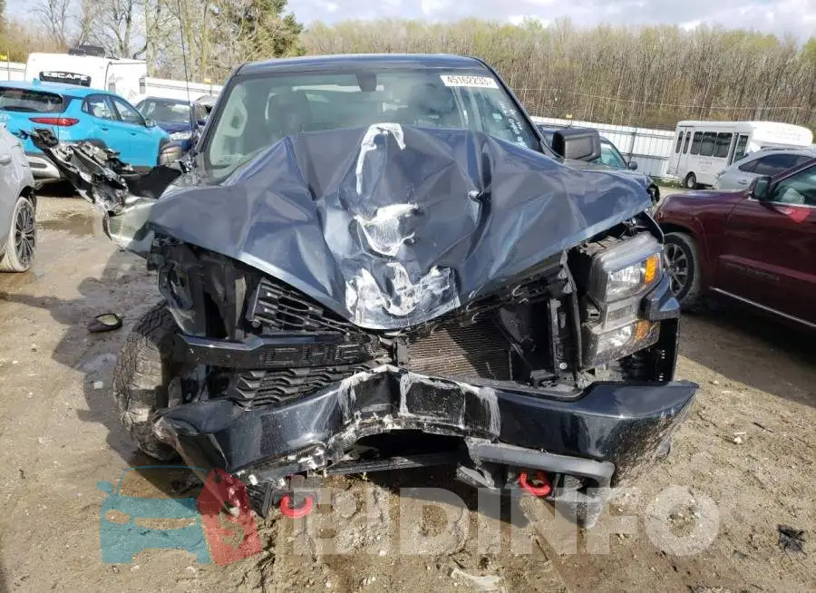 3GCPYCEF3KG264267 Photo# 5