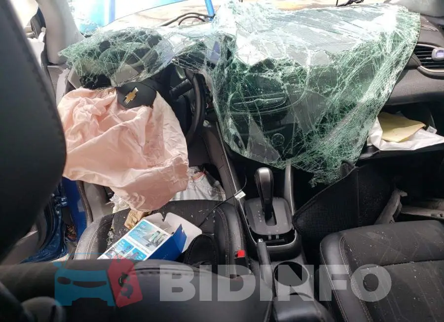 3GNCJLSB7KL158231 Photo# 8