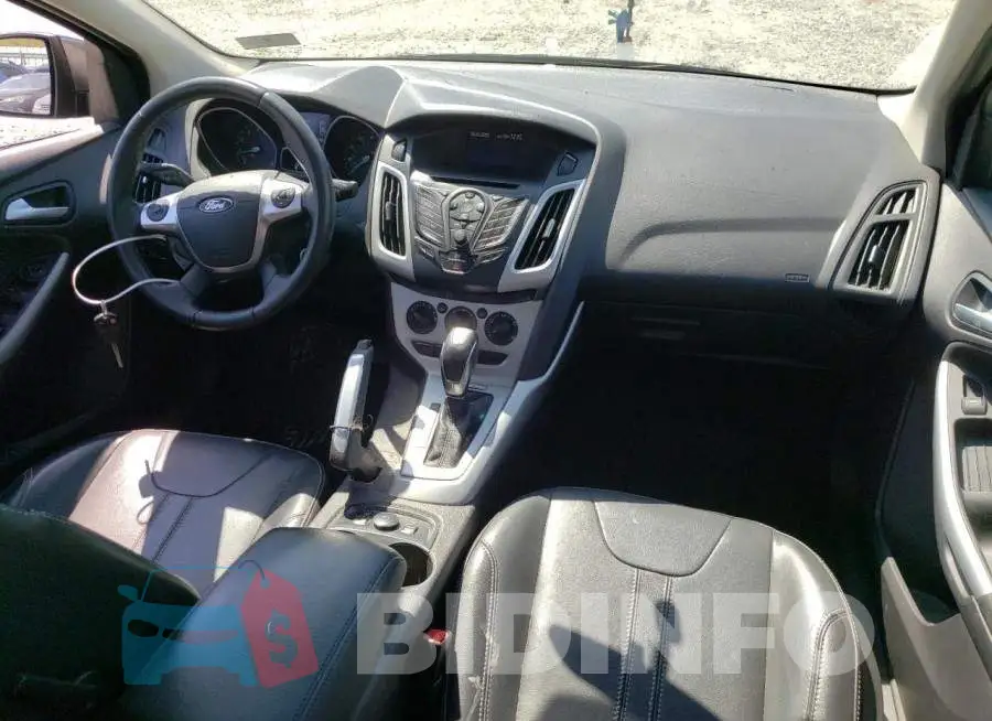1FADP3F25EL152035 Photo# 8