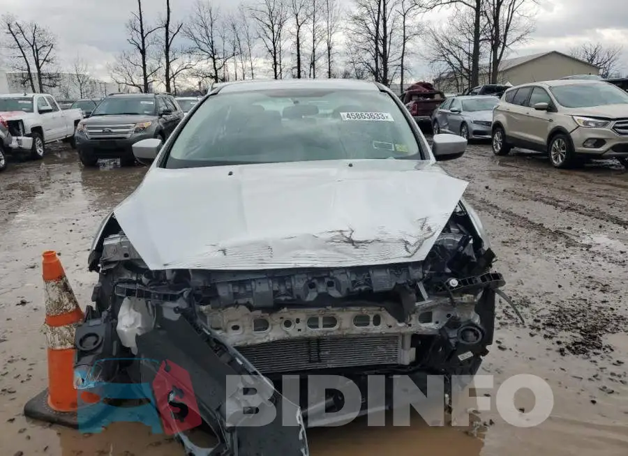 1FADP3F2XJL274447 Photo# 5