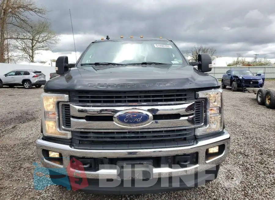 1FT8W3BT1KED59194 Photo# 5