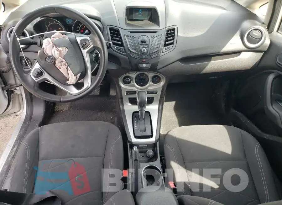 3FADP4BJ3FM152506 Photo# 8