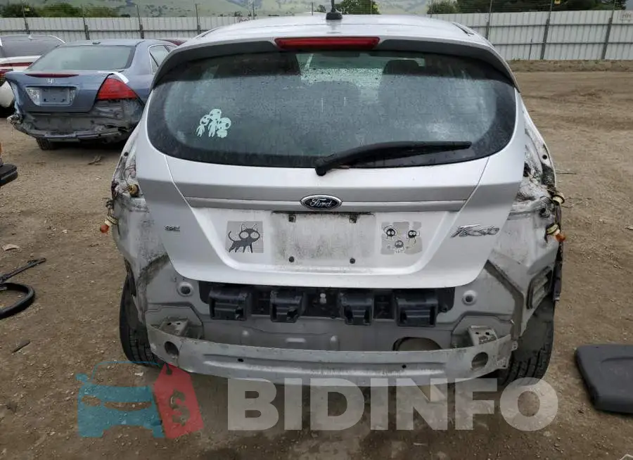 3FADP4EJ1FM211838 Photo# 6