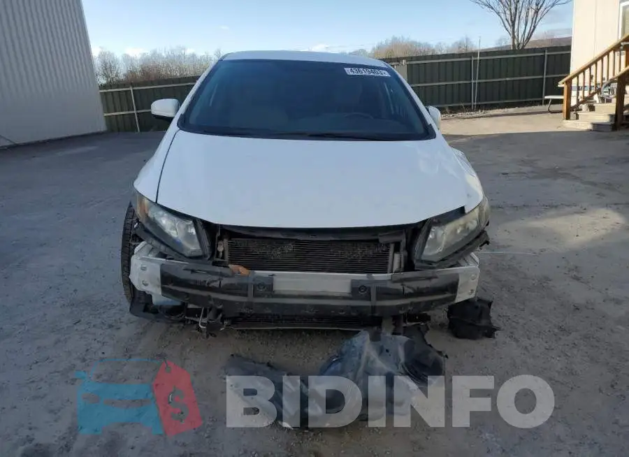19XFB2F50EE207604 Photo# 5