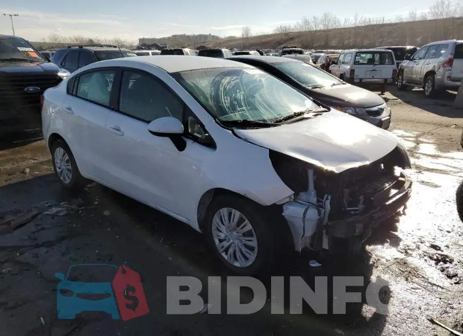 KNADM4A30E6384756 Photo# 4