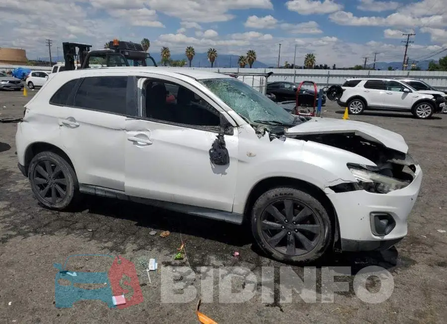 4A4AP3AW1FE055890 Photo# 4