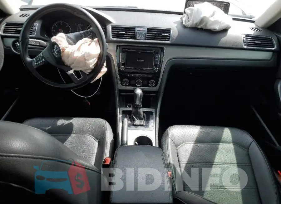 1VWBN7A3XEC057207 Photo# 8