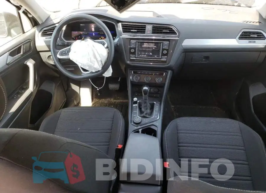 3VVFB7AXXPM020130 Photo# 8