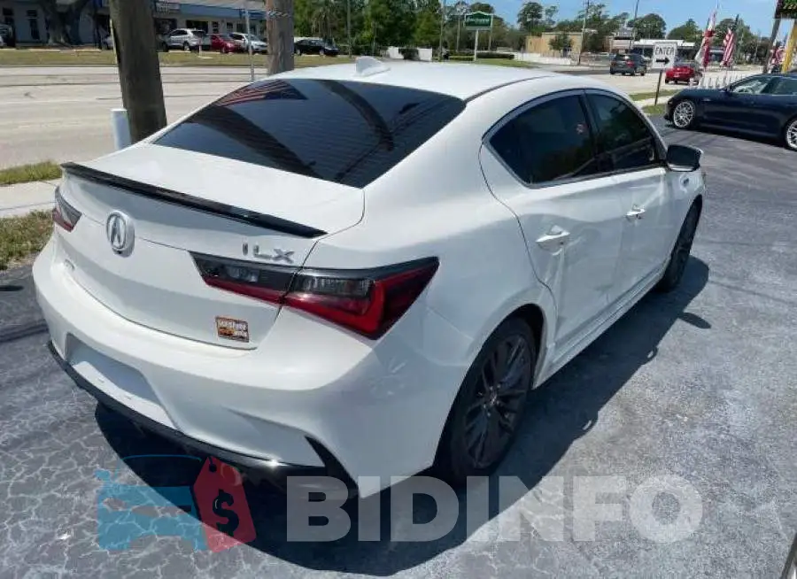 19UDE2F88MA002575 Photo# 4