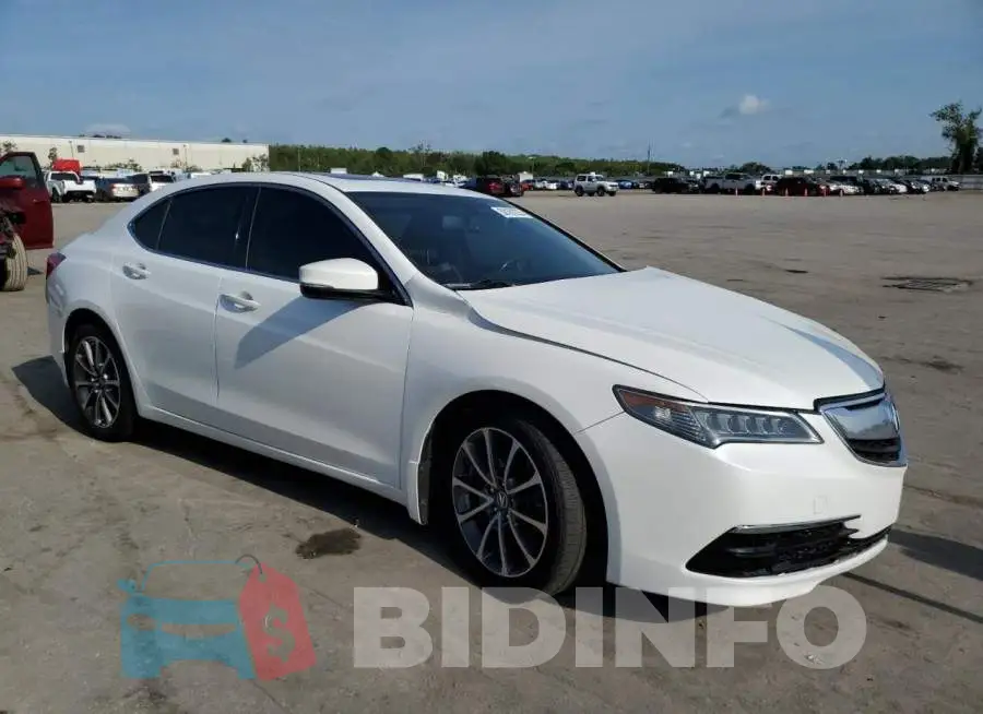 19UUB2F30GA000529 Photo# 4