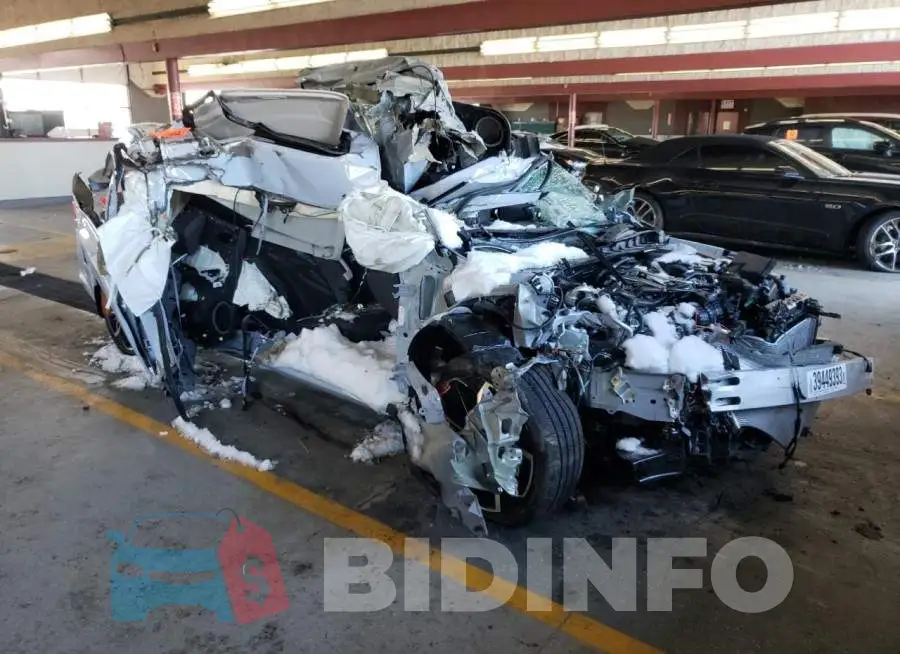 1N4BL4CV9PN302047 Photo# 4