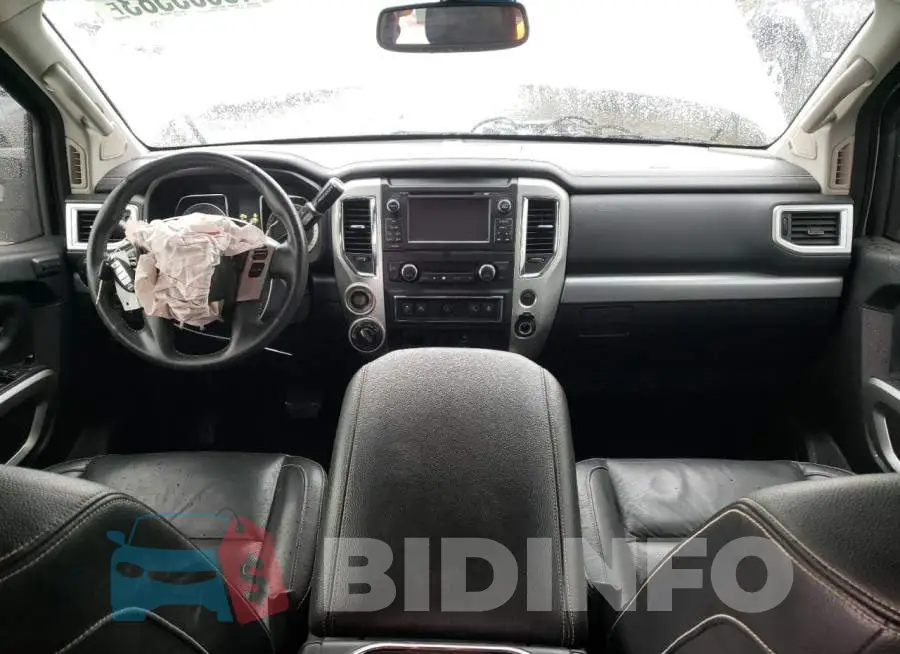 1N6AA1E56JN520149 Photo# 8