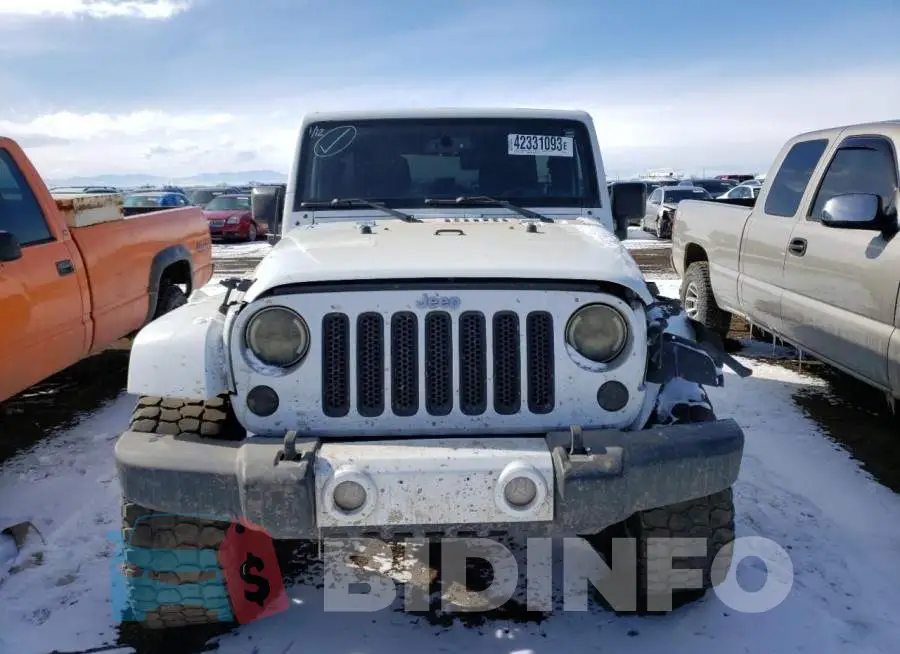 1C4BJWEG5GL246243 Photo# 5