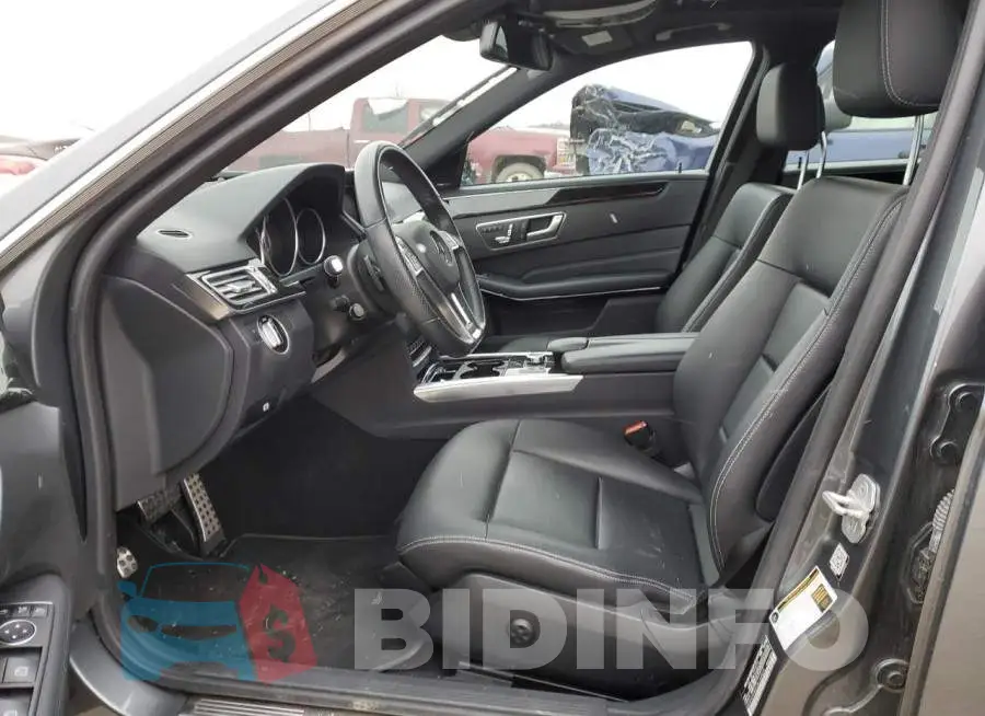 WDDHF8JB9GB244833 Photo# 7