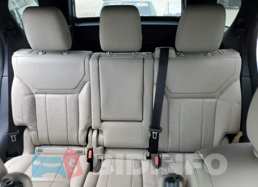 SALRG2RV4L2425672 Photo# 10