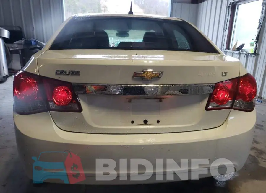 1G1PC5SB3E7474422 Photo# 6