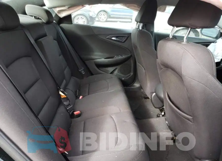 1G1ZB5ST4JF215779 Photo# 10