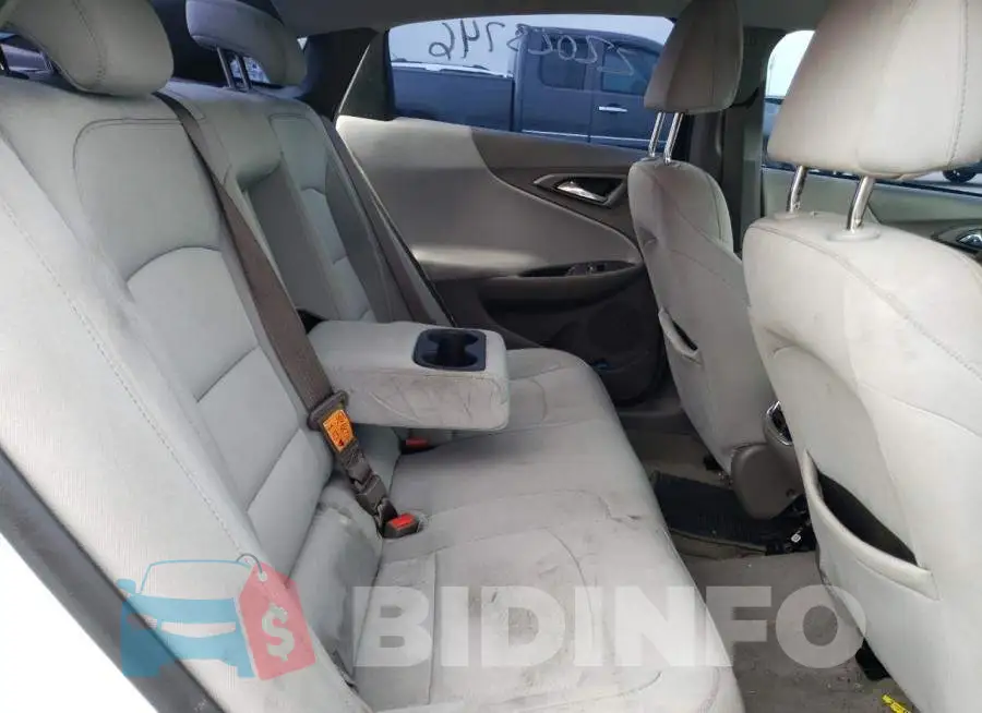 1G1ZD5ST6JF182293 Photo# 10