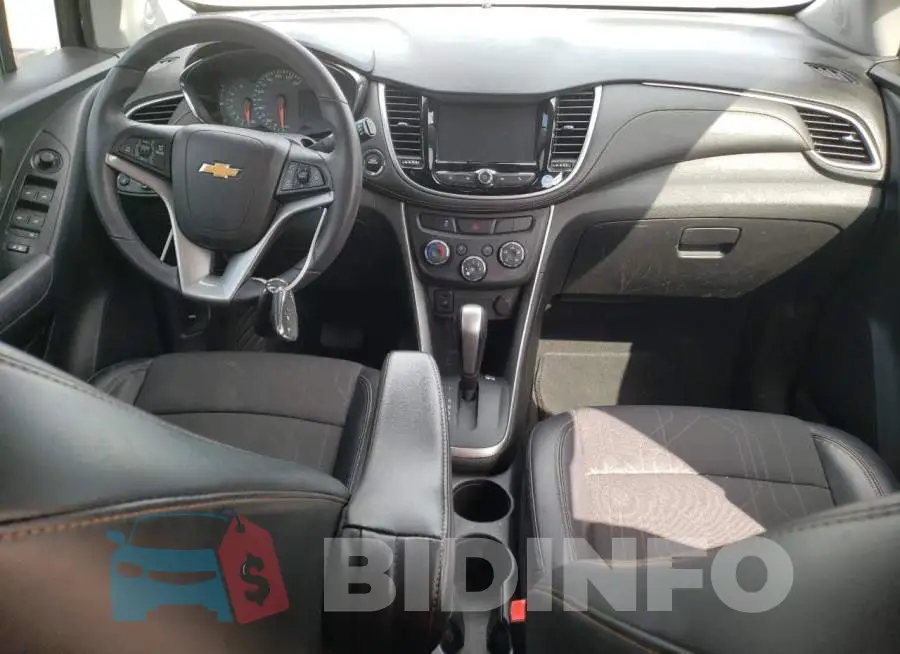 KL7CJLSB1HB240486 Photo# 8