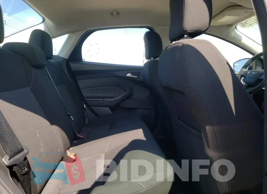 1FADP3F23FL239529 Photo# 10