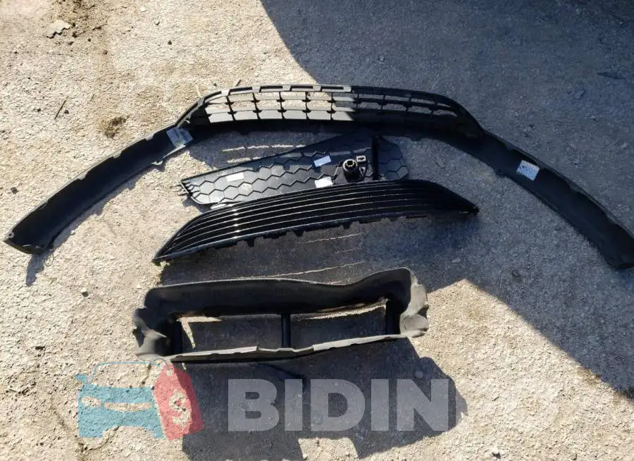 1FADP3FE8JL222082 Photo# 12